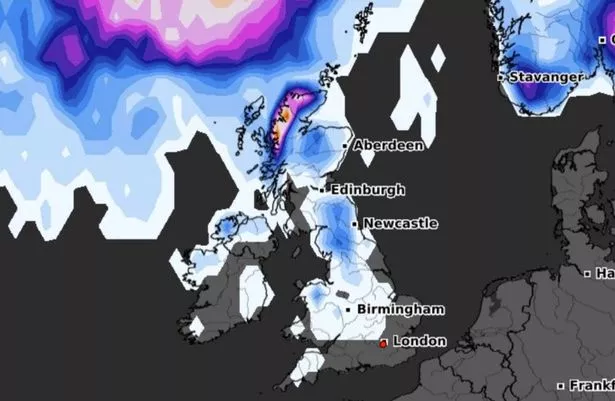 气象地图显示明天英国一个关键地区“90%的降雪风险”