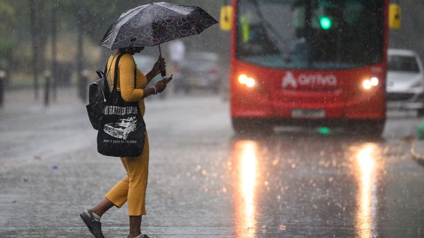 英国气象局透露，银行假日将会有“宜人”的阳光，届时会有降雨