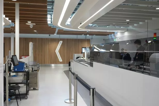 英国小型机场耗资1.2亿英镑进行升级，包括新建安检通道和商店