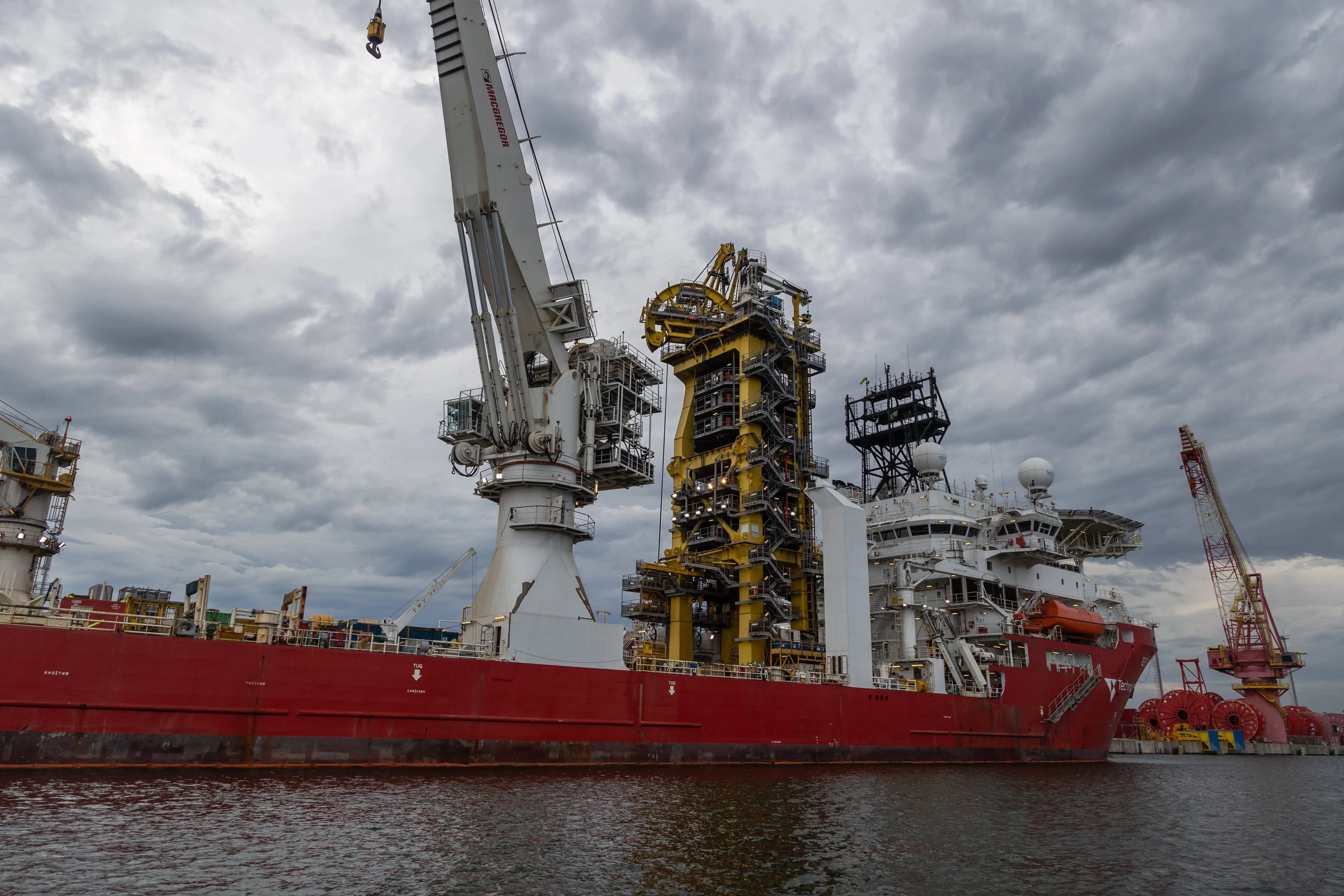 高盛BDC公司和TechnipFMC PLC：能源投资策略